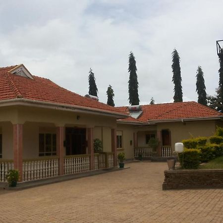 Nasera Suites Hotel Moyo Extérieur photo
