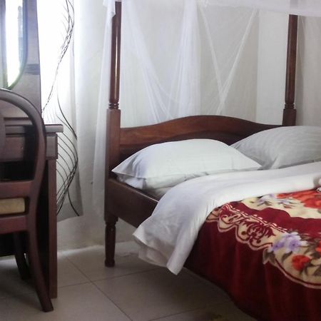 Nasera Suites Hotel Moyo Extérieur photo