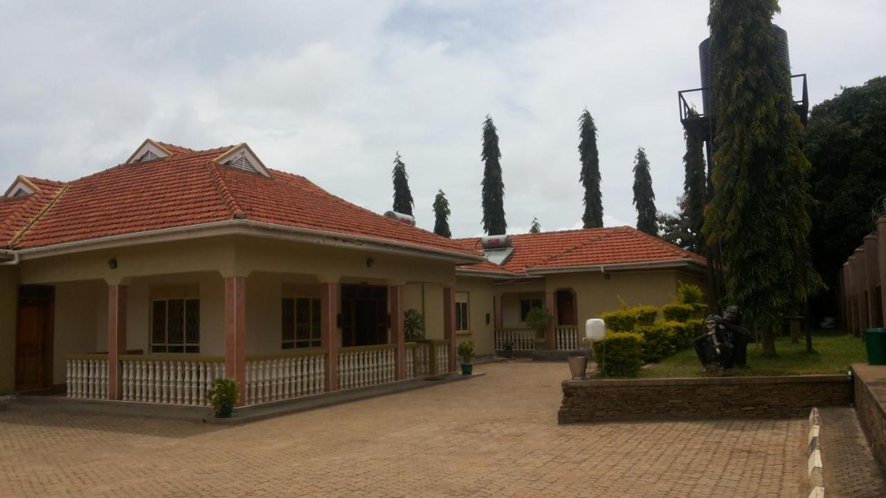 Nasera Suites Hotel Moyo Extérieur photo