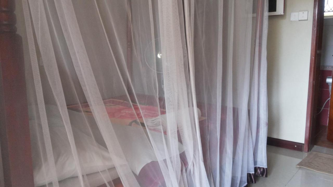 Nasera Suites Hotel Moyo Extérieur photo