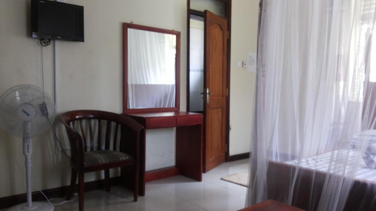 Nasera Suites Hotel Moyo Extérieur photo