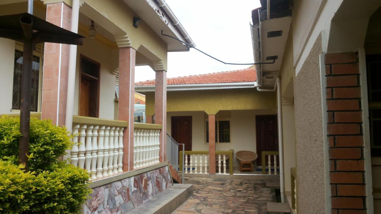 Nasera Suites Hotel Moyo Extérieur photo