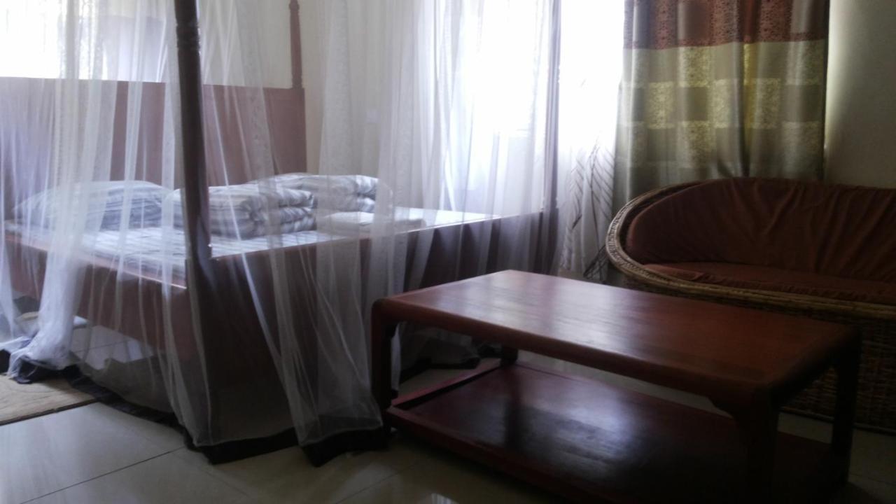 Nasera Suites Hotel Moyo Extérieur photo