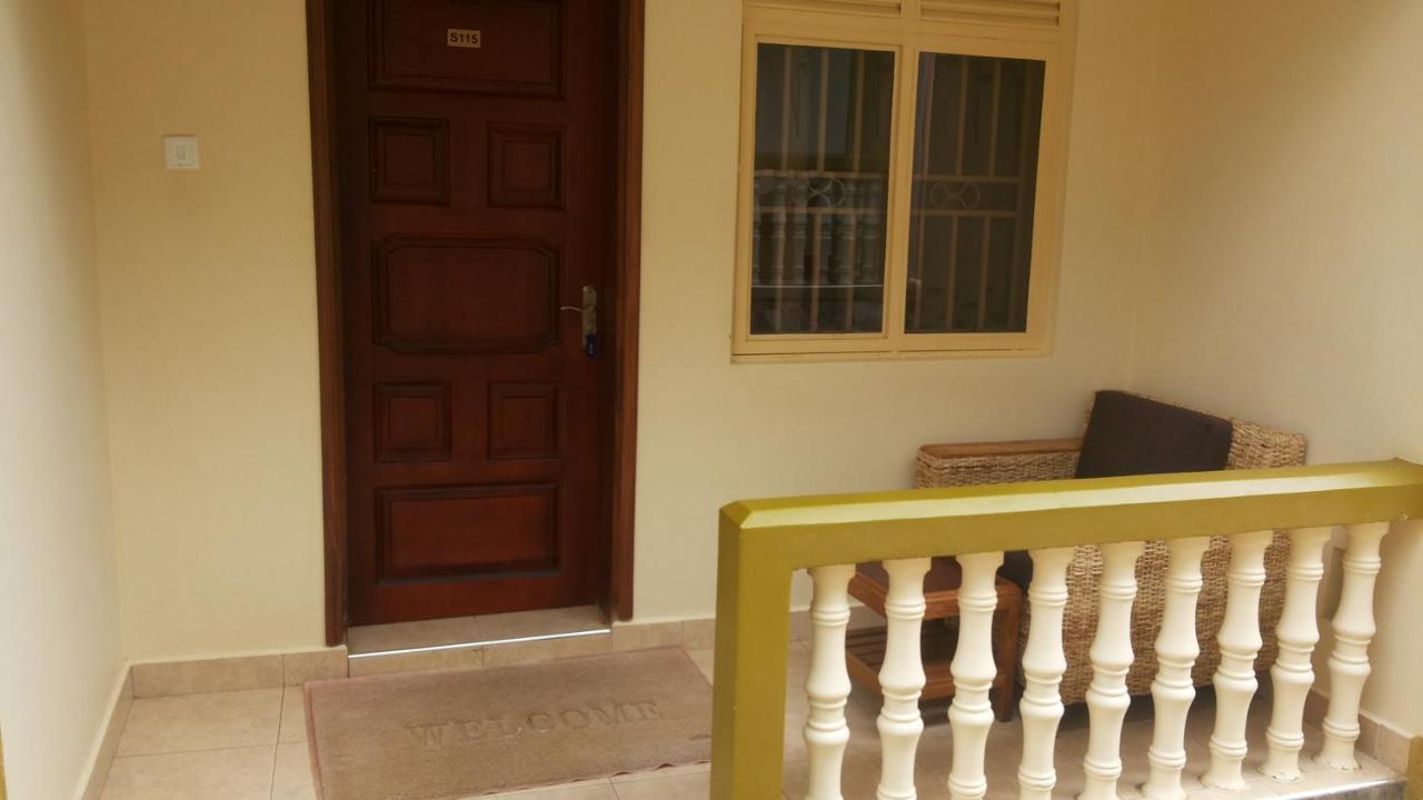 Nasera Suites Hotel Moyo Extérieur photo