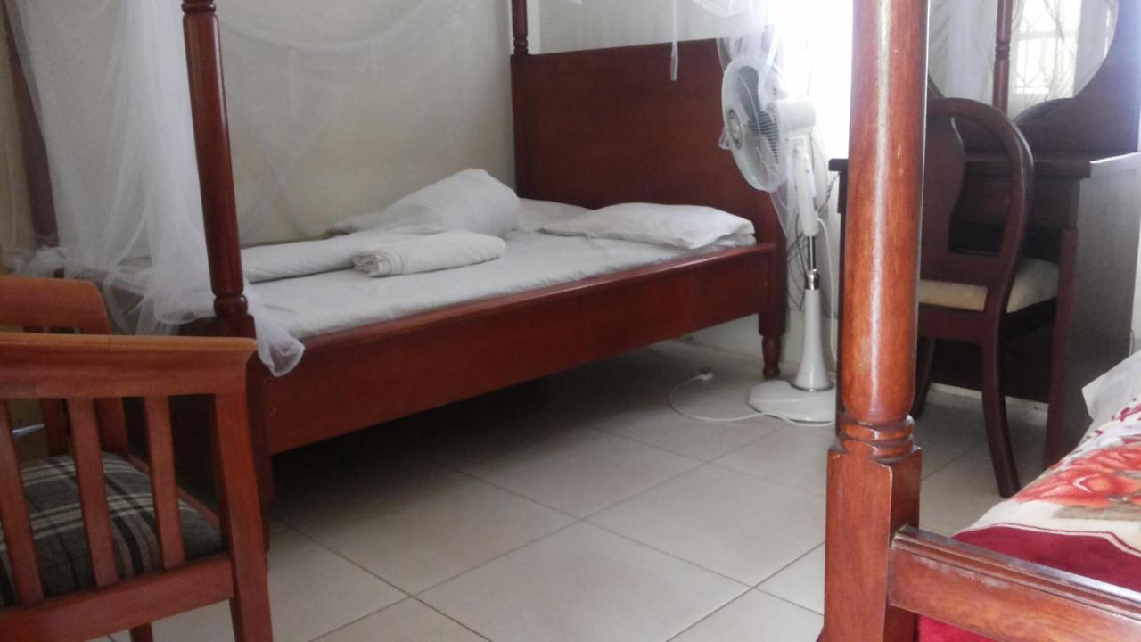 Nasera Suites Hotel Moyo Extérieur photo