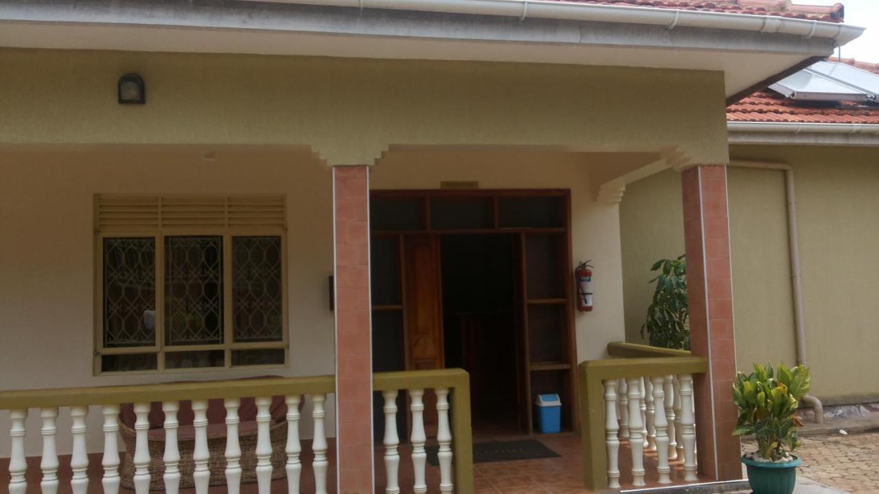 Nasera Suites Hotel Moyo Extérieur photo